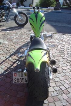 grecco1_b.jpg